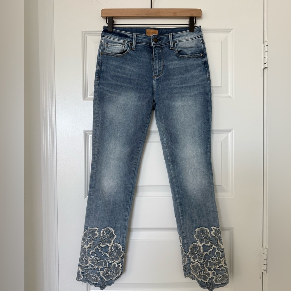 Driftwood Embroidered Jeans Size 26 Colette Mid Rise Straight Leg Floral Cuff